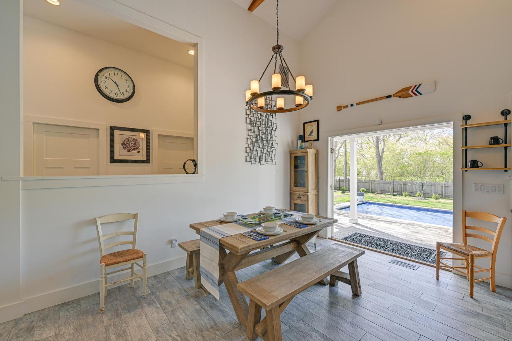 Distinctive Hamptons Home With Pool Near Bay, Ocean Hampton Bays Luaran gambar