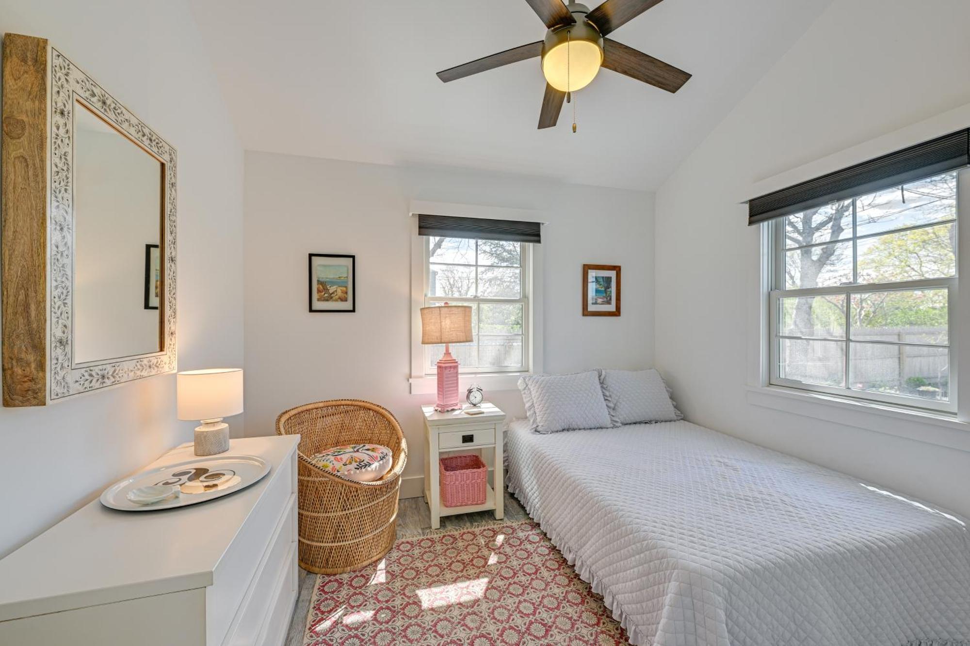 Distinctive Hamptons Home With Pool Near Bay, Ocean Hampton Bays Luaran gambar