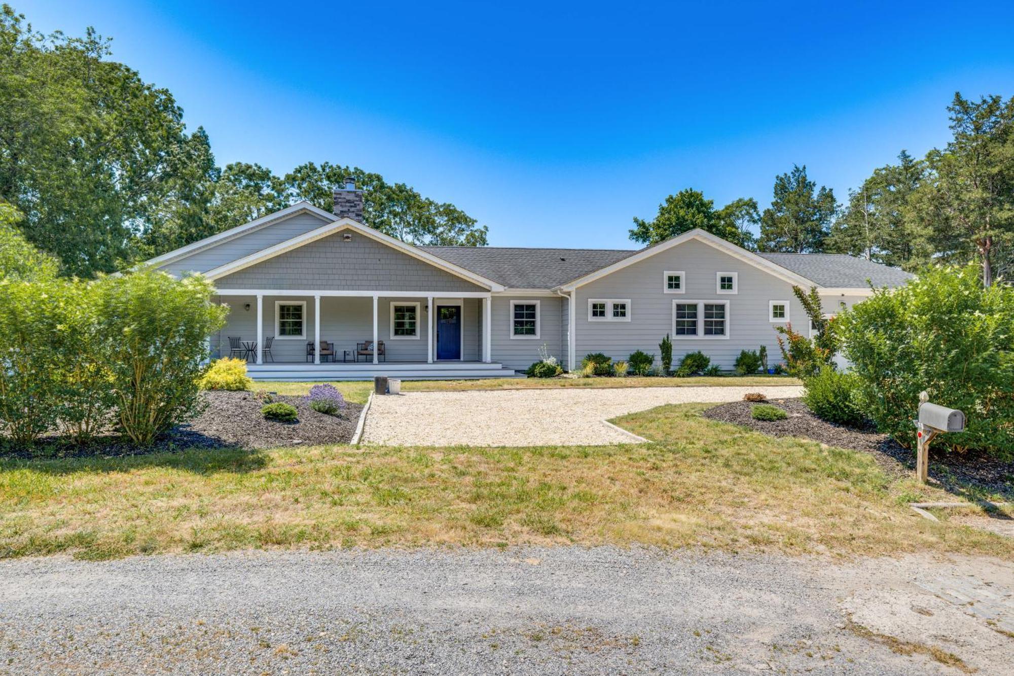 Distinctive Hamptons Home With Pool Near Bay, Ocean Hampton Bays Luaran gambar