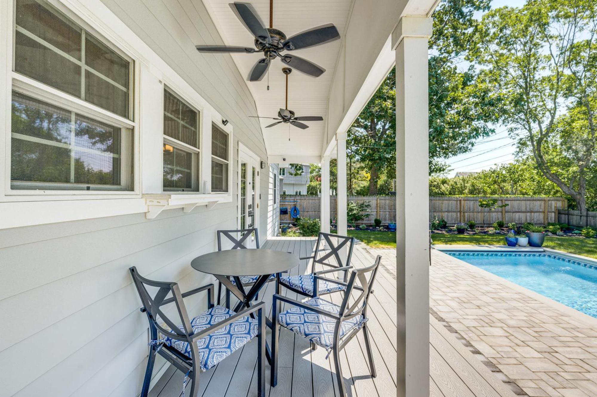 Distinctive Hamptons Home With Pool Near Bay, Ocean Hampton Bays Luaran gambar
